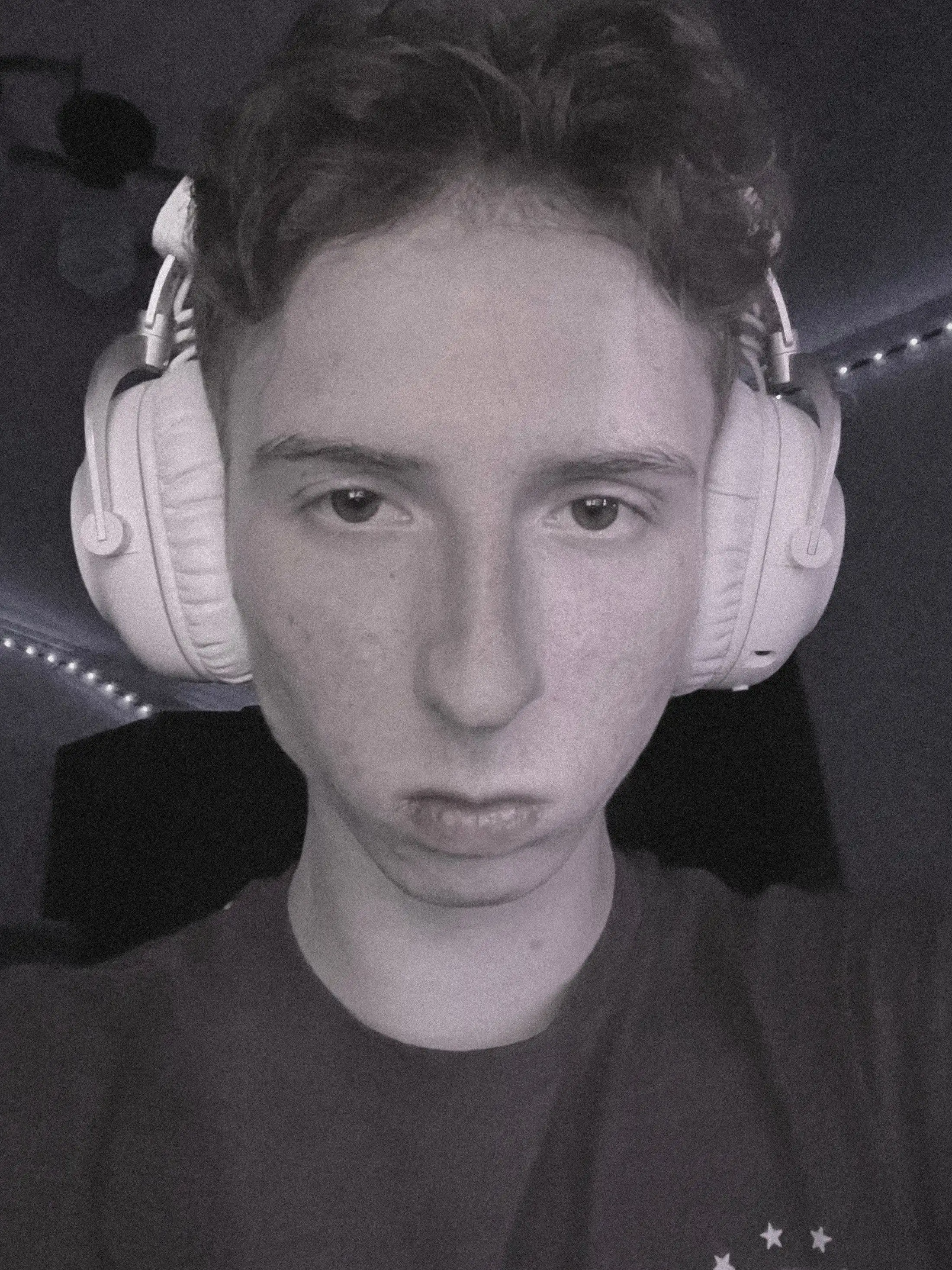 Artyom Galay Profile Photo